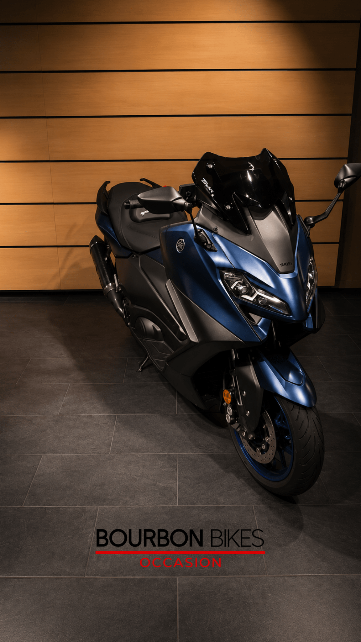 YAMAHA TMAX 560 